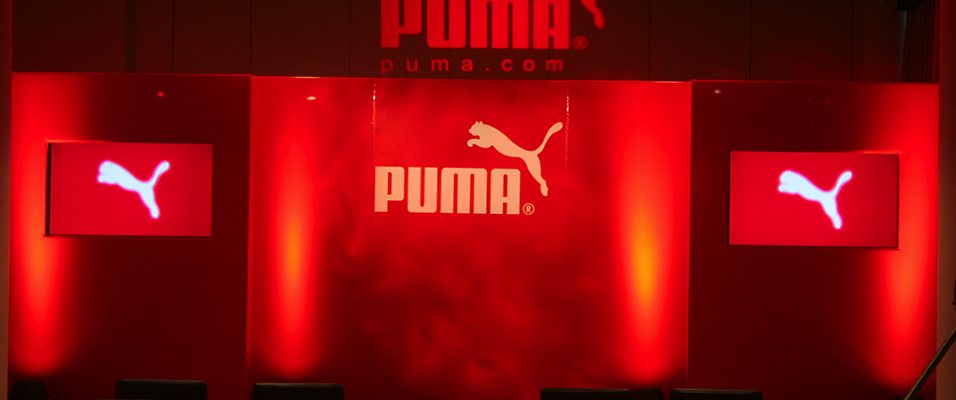 Event lighting in a venue